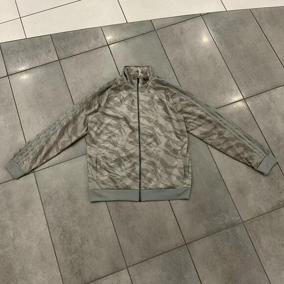 Adidas camo zip up jacket - Picture 1 of 5